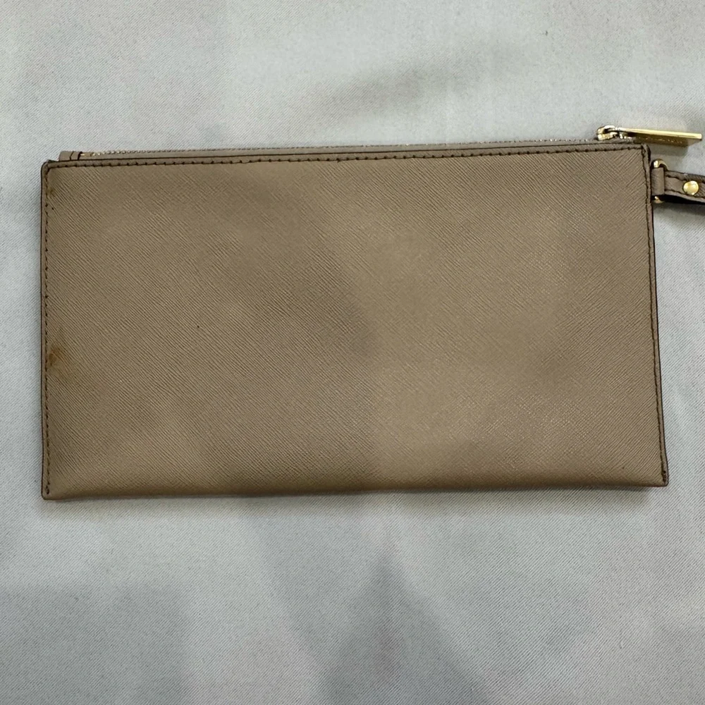 Michael Kors Tan and Gold Clutch Elegant and Versatile